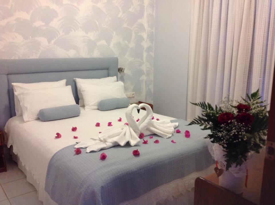 Asterias Studios & Apartments Каливес Екстериор снимка